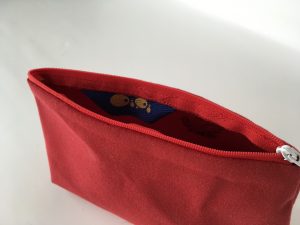 Anchor zip pouch